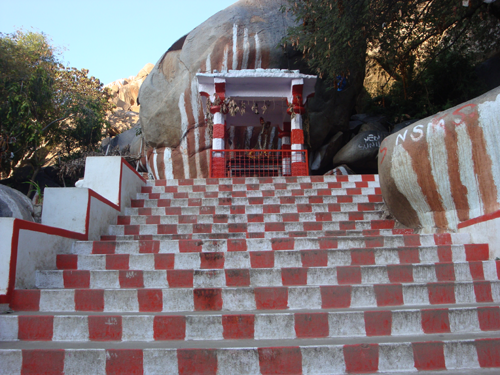 Information Kurumurthy temple is located on a hillock near ammapuram village. The presiding deity is Lord Venkateswara
